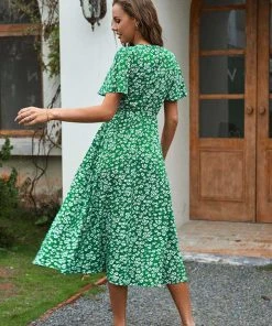 CUPSHE Dresses Neve V-neck Bell Sleeve Tie Waist A-Shape Dress