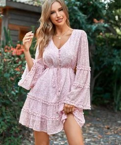 CUPSHE Varadero Pink V-neck Bell Sleeve Dress Dresses