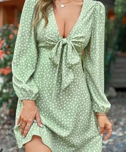 CUPSHE Honopu V-neck Bubble Sleeve Dress Dresses