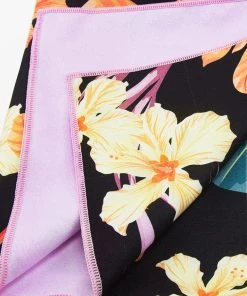 CUPSHE Midnight Tropic Floral Beach Blanket Accs & Clothing