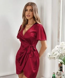 CUPSHE Dresses Dores Short Sleeve V-neck Lace Up Red Dress