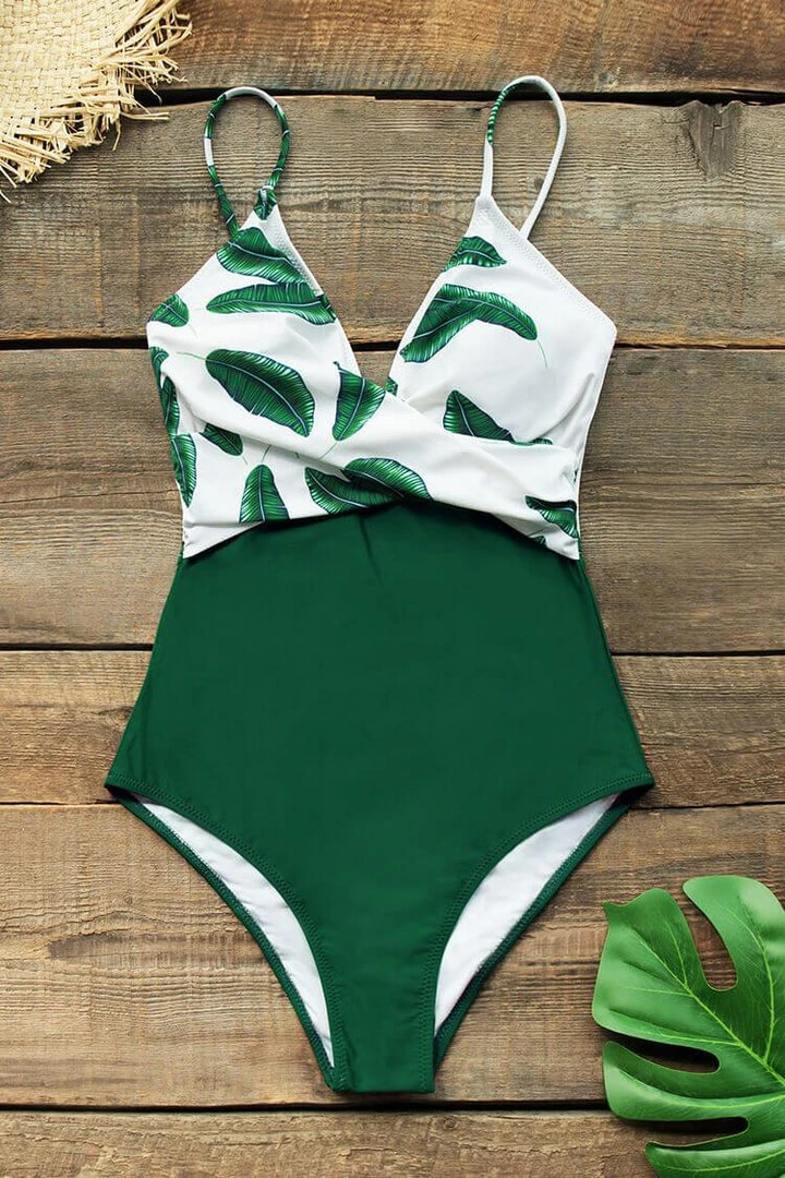 CUPSHE Banana Leaf Twist-Front One Piece Swimsuit One Pieces