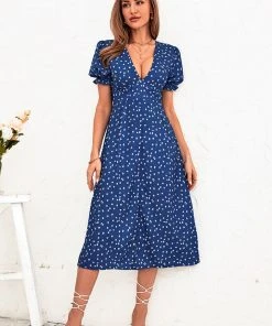 CUPSHE Palizzi Short Sleeve V-neck Belted Dress