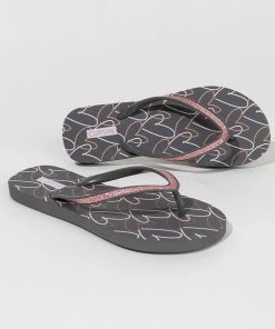 CUPSHE Amaretto Heart Pattern Flip Flops Accs & Clothing