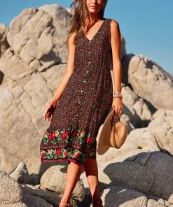 CUPSHE Jaycee Sleeveless Ditsy A-shape Dress Dresses