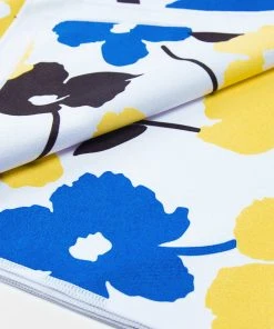 CUPSHE Poppy Floral Beach Blanket Accs & Clothing