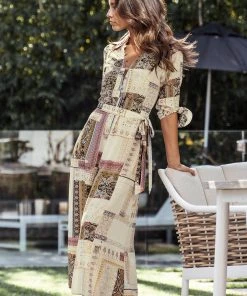 CUPSHE Baylee V-neck Raglan Sleeve Fitted Waisted Dress Dresses