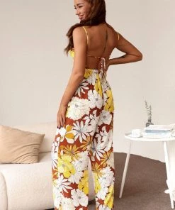 CUPSHE Serenity Floral Elastic Waist Criss Cross Jumpsuit Accs & Clothing