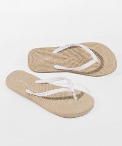 CUPSHE Chiari Vacation Flip Flops
