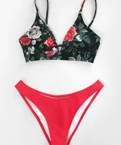 CUPSHE Swimwear BOGO 40% OFF Red Floral V-Neck Bikini Top