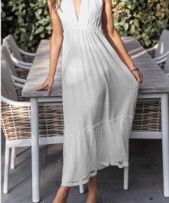 CUPSHE Ciara Plunge Halter Neck A-Shape Dress