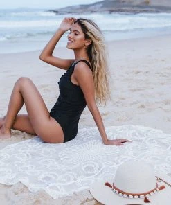 CUPSHE Dallas White Round Trim Cover Up Cover Ups