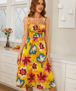 CUPSHE Cassia Square Neck Backless Ruching Slip Dress