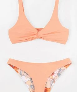 CUPSHE Bikinis Romantic Flower Twist-Front Bralette And Hipster Bikini Set