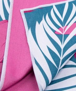 CUPSHE Summer Nights Floral And Leafy Beach Blanket Accs & Clothing