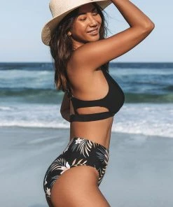 CUPSHE Encounter Under The Waves Cutout V Neck Adjustable Straps And Mid Rise Bikini Set Bikinis