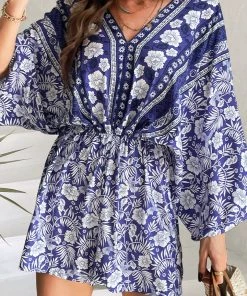 CUPSHE Demetria Loose Plunge 3/4 Sleeve Jumpsuit