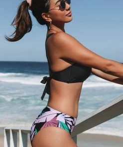 CUPSHE Tropicool Leaf Twist Front Midkini And Classic Hipster Set Swimwear UP TO 70% OFF
