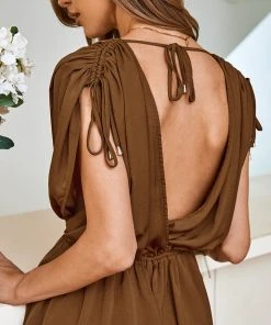 CUPSHE Four Mile Beach V-neck Drawstring Jumpsuit