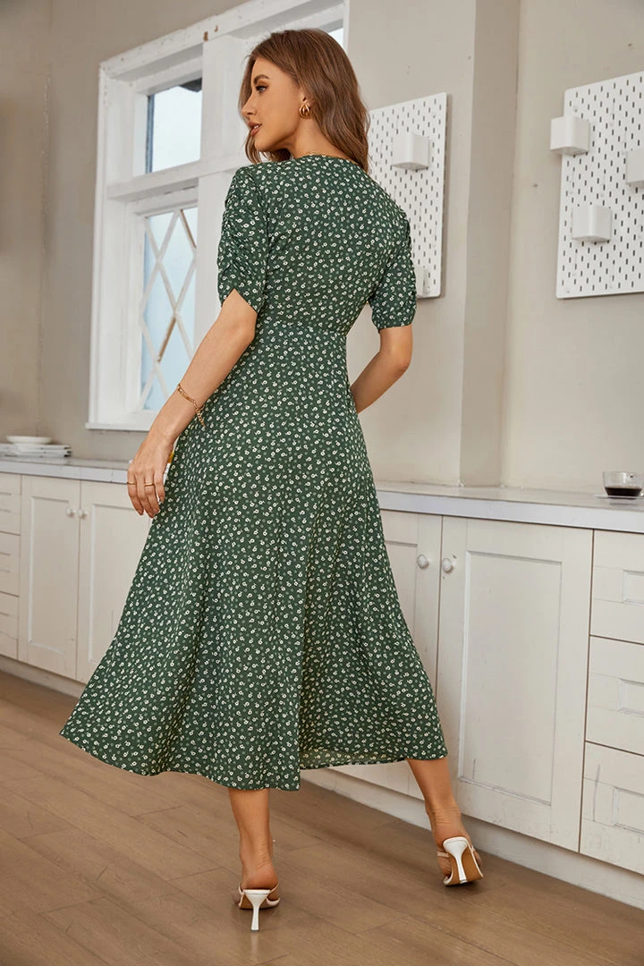 CUPSHE Aleta Short Sleeve V-neck A-Shape Dress Dresses