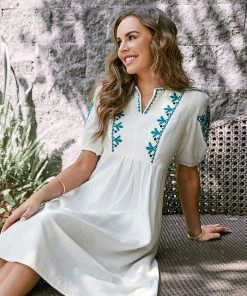 CUPSHE Althea V-neck Loose Waisted Ruching Dress Dresses