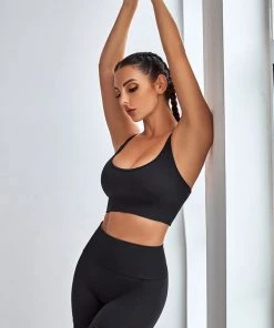 CUPSHE Blythe Black U-neck Medium Support Sports Bra Accs & Clothing