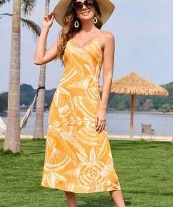 CUPSHE Joanna Floral Crisscross Maxi Dress