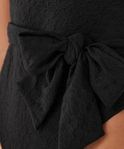 CUPSHE Lauren Belted Bandeau Black One Piece Swimsuit