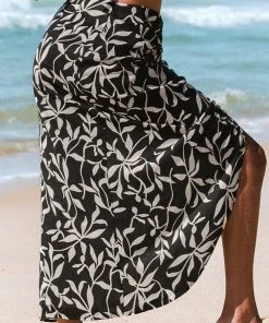 CUPSHE Cover Ups Mckayla Leafy Tie Waisted Sarong