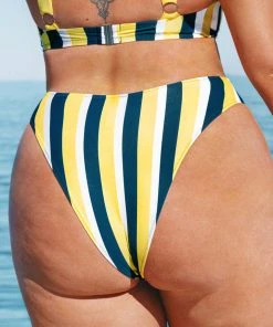 CUPSHE Michelle Striped Plus Size Bikini Bottom