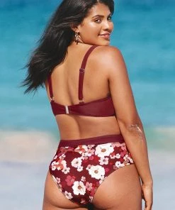 CUPSHE Quinn Twist Cutout Plus Size Bikini Top