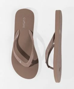 CUPSHE Sand Bar Rhinestone Golden Flip Flops Accs & Clothing