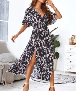 CUPSHE Dresses Lara Dolman Sleeve V-neck Maxi Dress