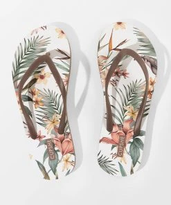 CUPSHE Leopard Tropical Print Flip Flops