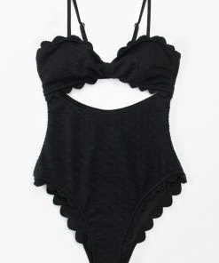 CUPSHE Black Knotted Scalloped One Piece Swimsuit