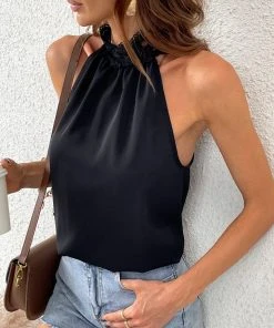 CUPSHE Davina Sleeveless Turtleneck Lace Trims Top