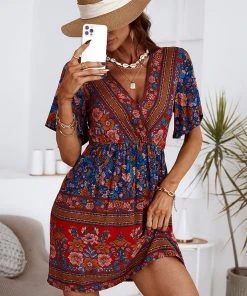 CUPSHE Kora Short Sleeve V-neck Short Length Dress Dresses