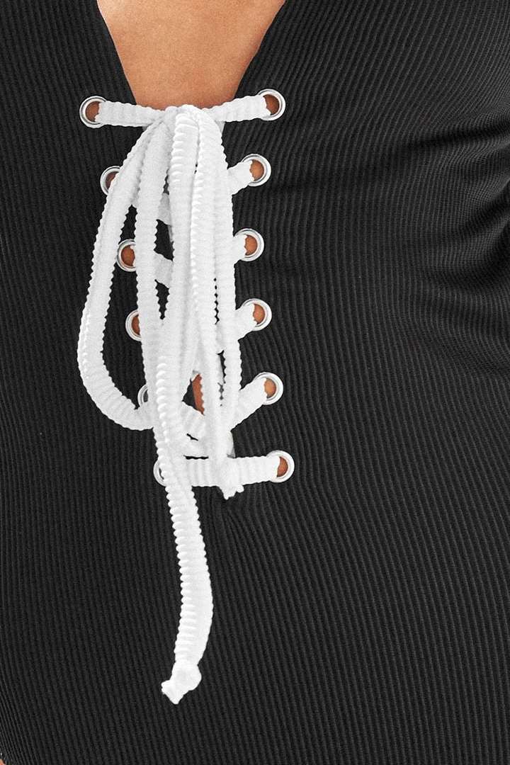 CUPSHE Miley Black Front Lace Up Crisscross One Piece Swimsuit One Pieces