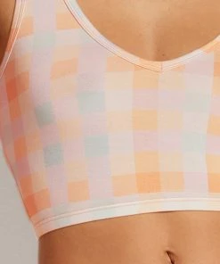 CUPSHE Accs & Clothing Gleam V-neck Sleeveless Gingham Top