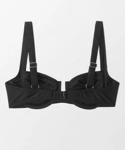 CUPSHE Bikinis Destinee Black Sweetheart Back Hook Bikini Top