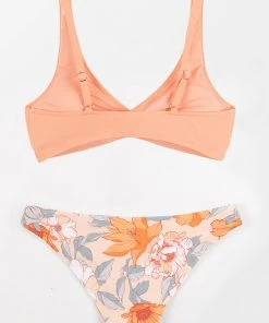 CUPSHE Bikinis Romantic Flower Twist-Front Bralette And Hipster Bikini Set