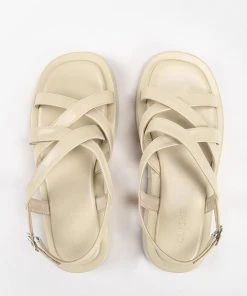 CUPSHE Vineyards Crisscross Strap Ankle Buckle Sandals Accs & Clothing