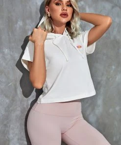 CUPSHE Tassel & Embroidery Candy Kiss Floral Embroidery Short Sleeve Crop Hoodie