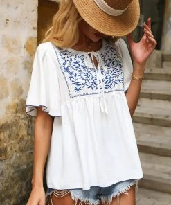 CUPSHE Vacation Dresses Chrystal Round Neck Half Sleeves Top