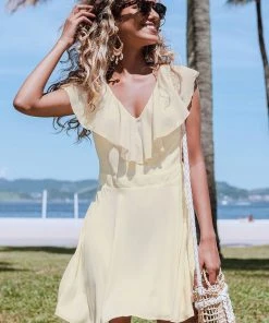 CUPSHE Raelynn V-neck Ruffle Mini Dress Dresses