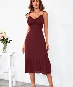 CUPSHE Lola Thin Straps Smocking Slip Dress