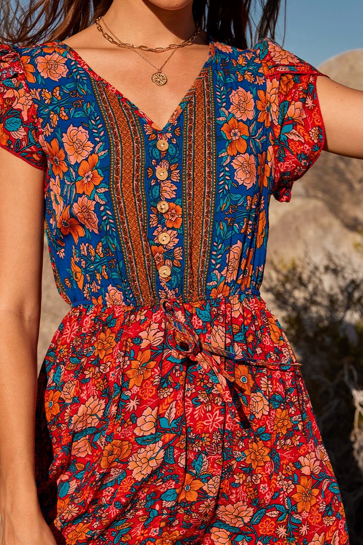 CUPSHE Jaycee V-neck Bubble Sleeve A-shape Dress