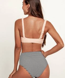 CUPSHE Ruffle Bandeau Bikini With High Waisted Bottom