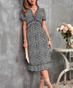 CUPSHE Diza V-neck Short Sleeve Ruffle A-shape Dress