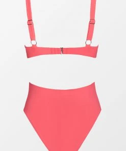 CUPSHE One Pieces Paluma Twist Front Cutout One Piece Swimsuit